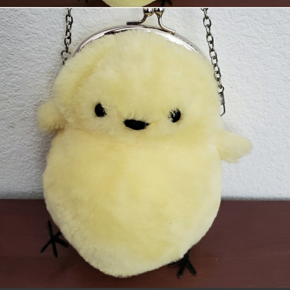 Chick Plush Crossbody Small Bag.NWOT. - Picture 5 of 6